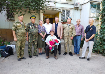 В Астрахани провели парад в честь участника Великой Отечественной войны