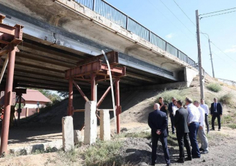 В Астрахани движение по Царевскому мосту частично ограничат из-за ремонта