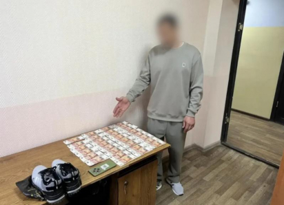 Пил в магазине, угрожал ножом и ограбил: в Астрахани поймали преступника-рецидивиста