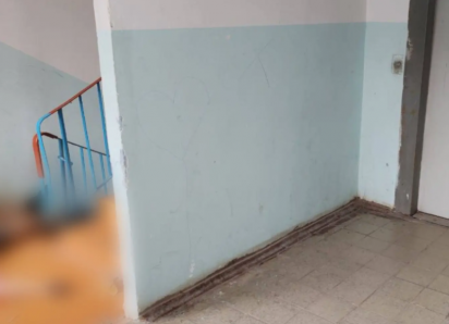 В жилом доме на улице Валерии Барсовой в Астрахани нашли труп мужчины