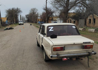 В Астраханской области подросток на мотоцикле влетел в автомобиль