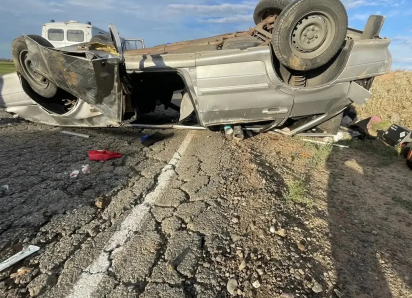 Под Астраханью в ДТП с перевернувшимся автомобилем погиб подросток