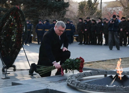В День защитника Отечества в Астрахани почтили память погибших воинов