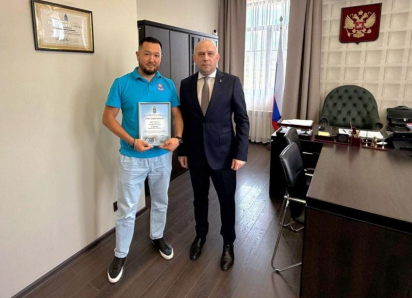 Глава астраханского минтранса поблагодарил водителя автобуса за спасение человека