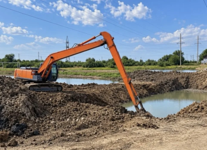 Под Астраханью на ерике Ножовский строят полезное водопропускное сооружение