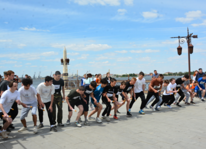 Астраханцы устроят пробежку по случаю Дня Победы на Петровской набережной