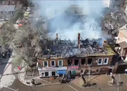 Крупный пожар произошел недалеко от центральной части Астрахани