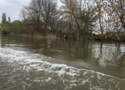 В Астраханской области во время прогулки на воде погиб мужчина