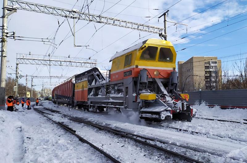 В Астраханской области снегопад не повлиял на движение поездов