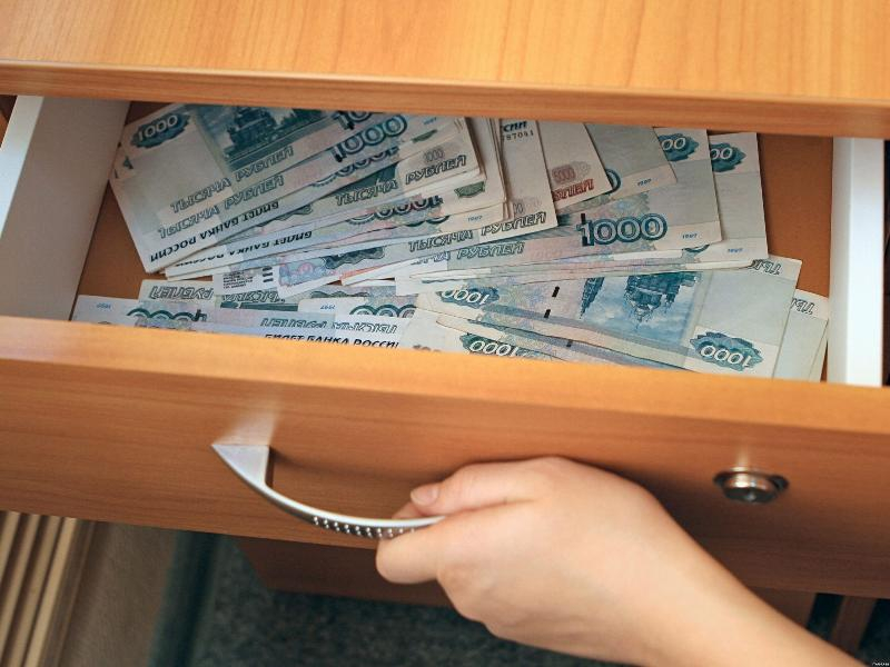В Астрахани директор двух УК присвоил себе деньги жильцов за оплату ЖКХ