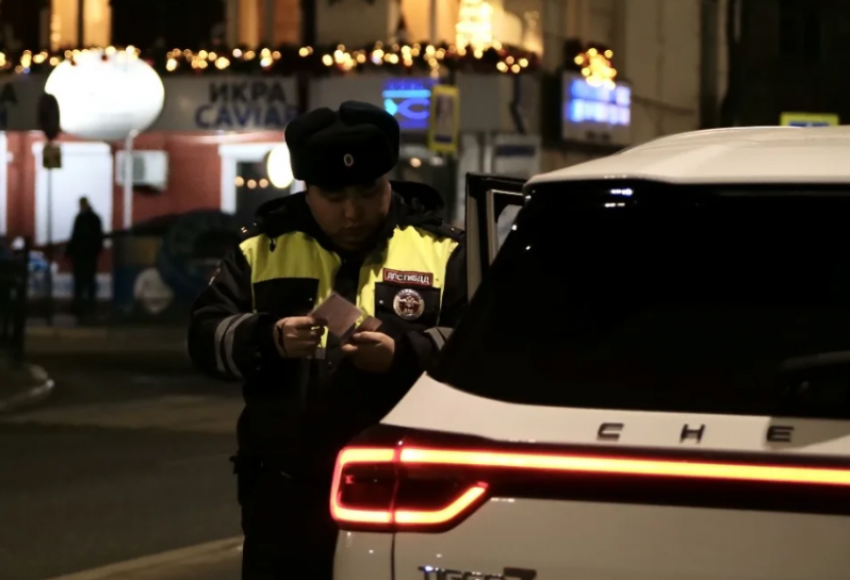 За праздничные выходные астраханские водители проштрафились на миллионы рублей