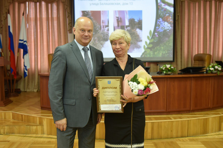 В Астрахани наградили победителей  конкурса «Сами садик мы садили»