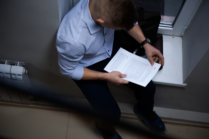 Адвоката в Астраханской области оштрафовали на кругленькую сумму за желание помочь