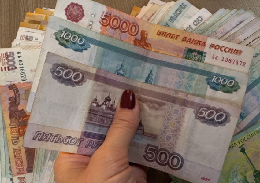 Астраханка недополучала 50% выплат на несовершеннолетних детей