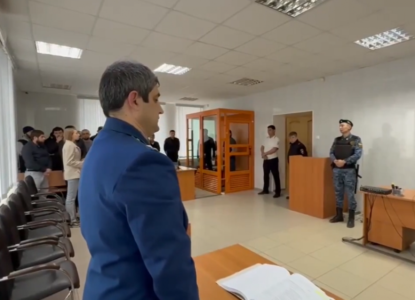 Бывшего астраханского замминистра строительства и ЖКХ приговорили к сроку