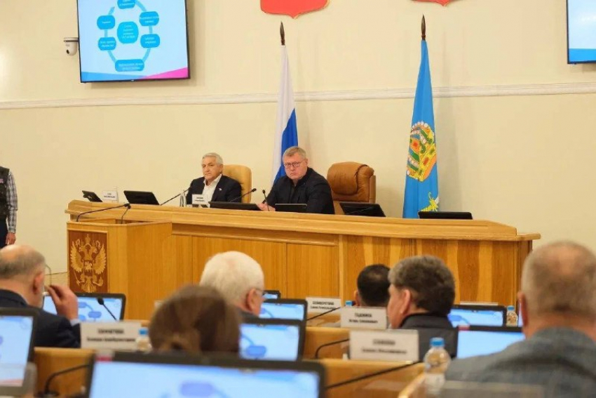 В Астраханской области назвали один из способов решения кадрового вопроса с медиками