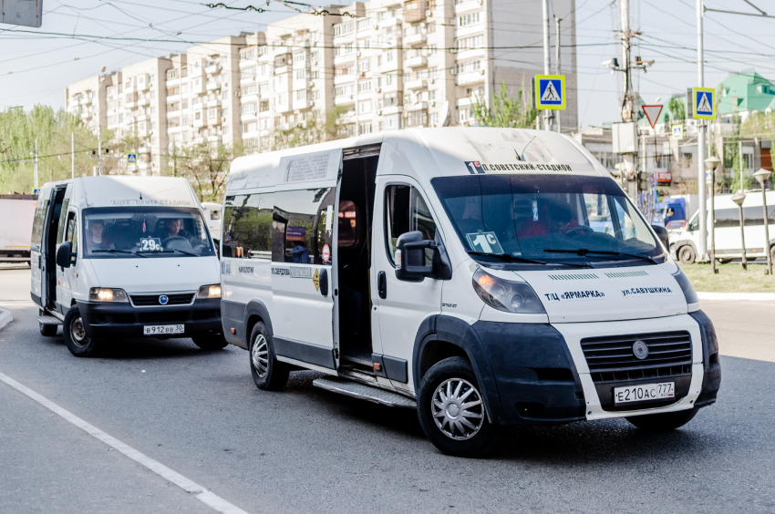 Власти Астрахани призвали перевозчиков вывести на линию максимальное количество автобусов 