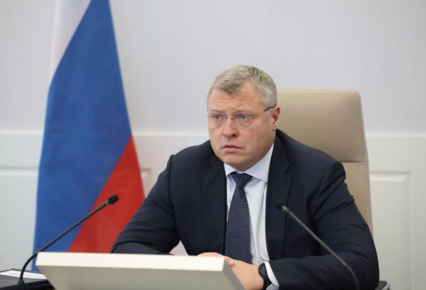 Астраханский губернатор назвал срок открытия нового ФАПа в селе Комаровка