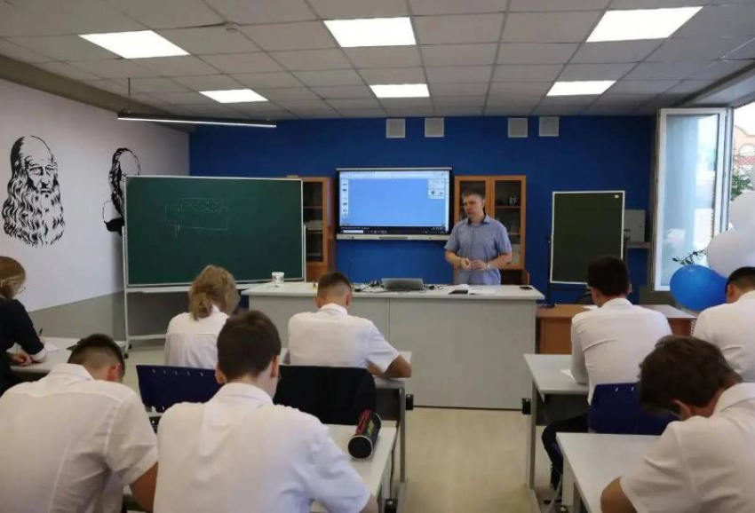 За два года в Астраханской области отремонтируют 24 учреждения образования