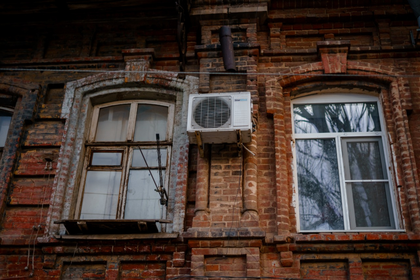 Бескультурное наследие: почему жители памятников архитектуры в Астрахани рискуют стать бомжами