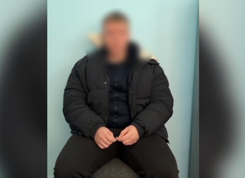 В Астраханской области задержали пособника мошенников, укравшего миллионы рублей