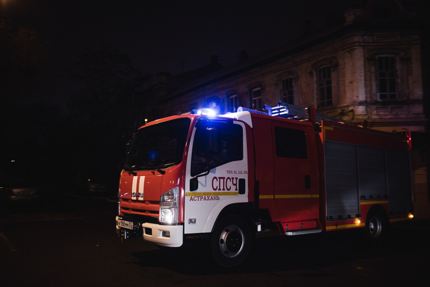 Астраханский пожар унес жизнь 44-летнего мужчины