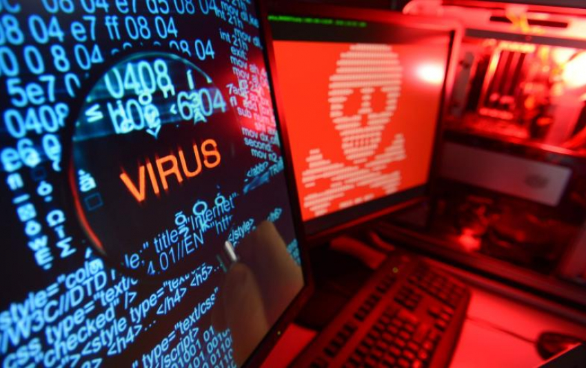 Хакер из Астраханской области предстанет перед судом за создание компьютерного вируса