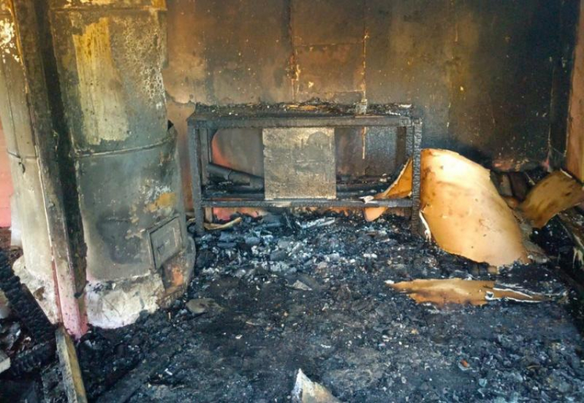 62-летний астраханец сгорел в собственном доме из-за сигареты