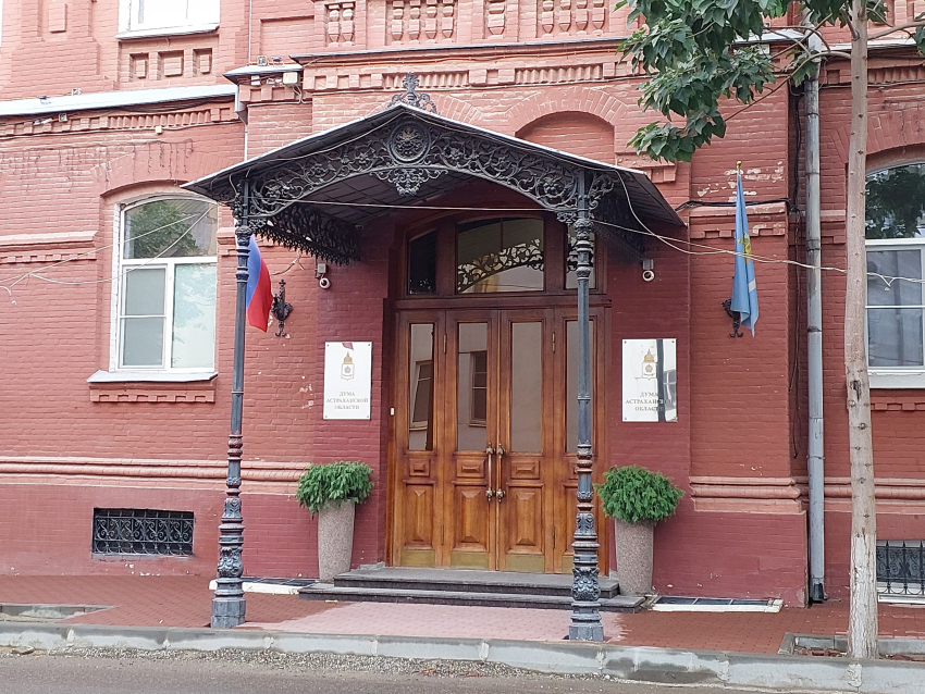 В Астраханской области приглашают волонтеров для оказания помощи избирателям на выборах