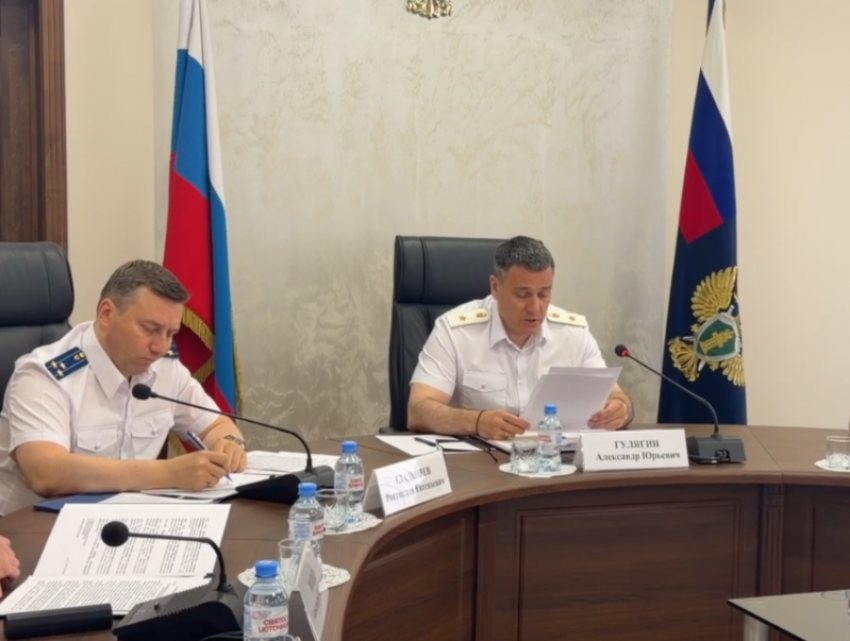 Астраханцам выплатили почти 5 миллиардов рублей за непригодные для жизни квартиры