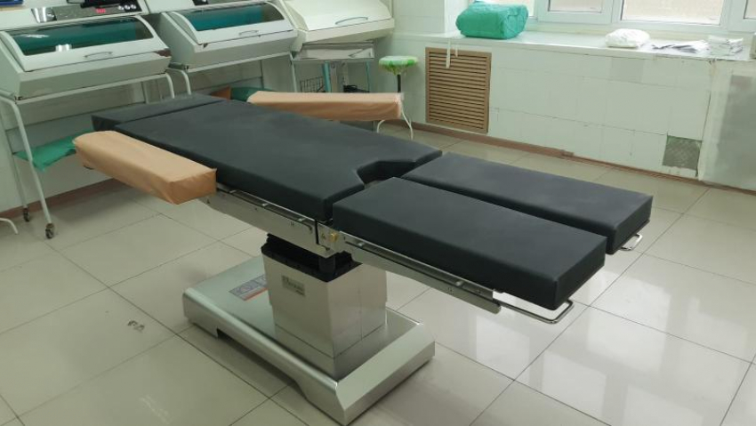 В астраханской городской больнице № 3 установили многофункциональный операционный стол