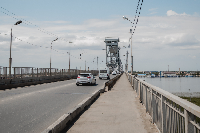 На два дня временно закроют движение на Старом мосту