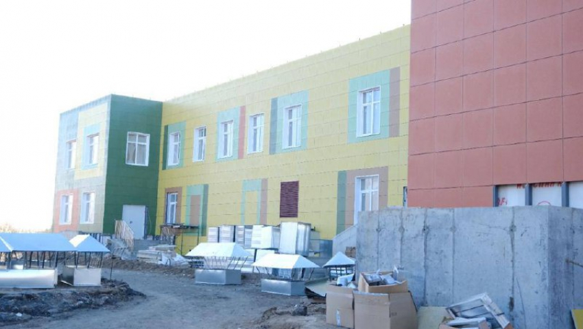 В астраханском Камызяке к весне 2023 года построят детский сад на 120 мест