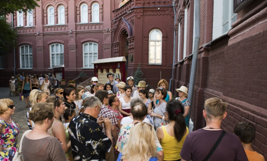 Астраханцев приглашают узнать историю «Закутумья» на пешей экскурсии