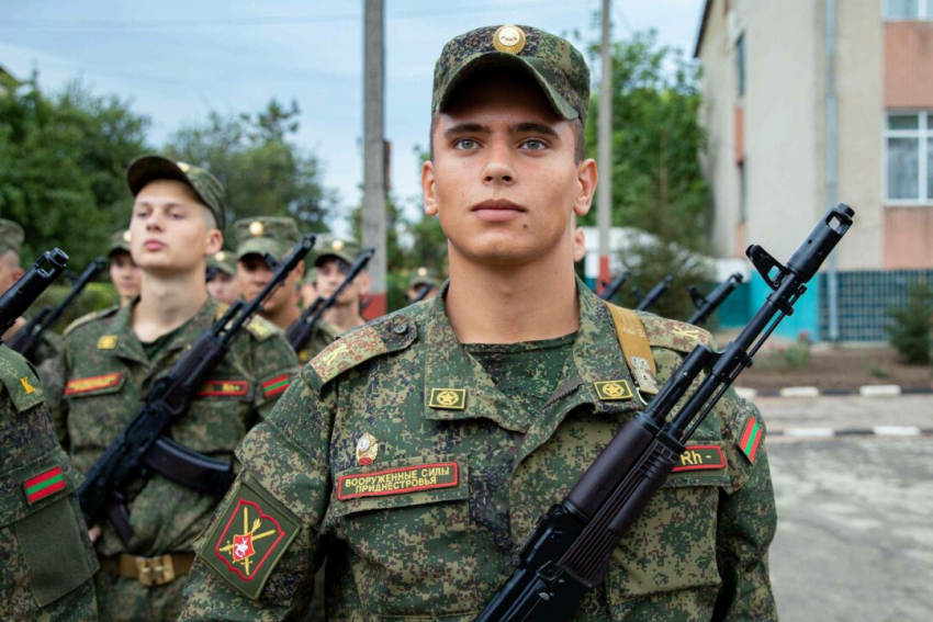 Астраханские военнослужащие-инвалиды получили право на обучение 
