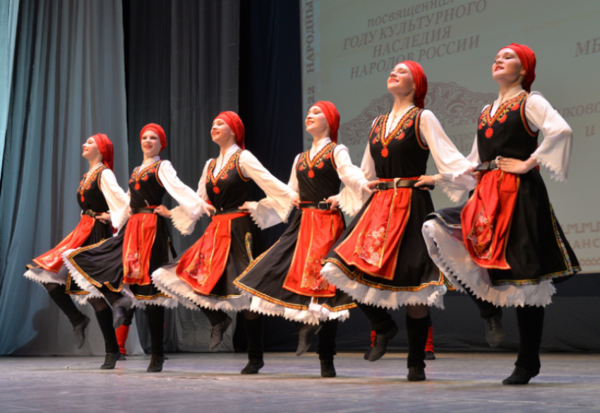 Астрахань станет местом проведения Межрегионального фестиваля национального танца