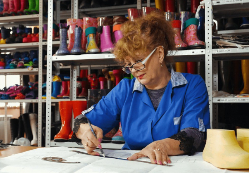 Астраханцам проведут ярмарку вакансий с зарплатами до 80 тысяч рублей