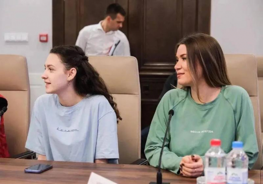 Астраханским школьникам и студентам помогут найти хорошую работу в регионе