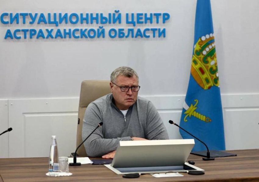 Астраханский губернатор указал на проблемные зоны работы по вывозу мусора