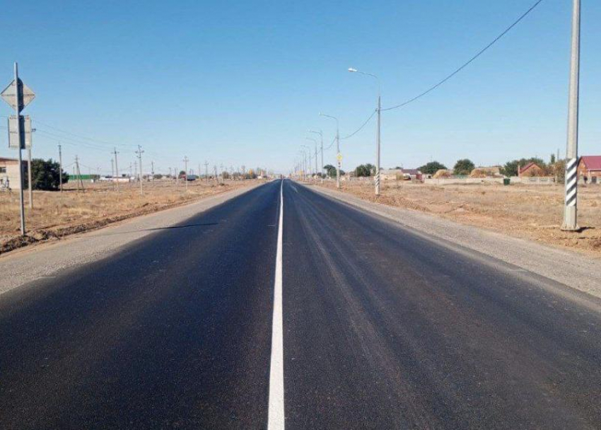 Участок важной трассы в Астраханской области обновлен на 90%