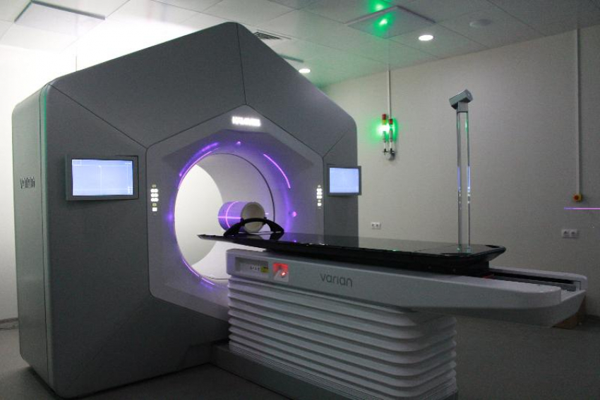 Астраханский онкологический диспансер приобрел высококлассную систему радиотерапии