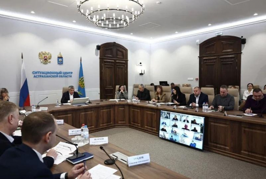 Астраханским ресурсоснабжающим организациям поручили оживлять домовые чаты