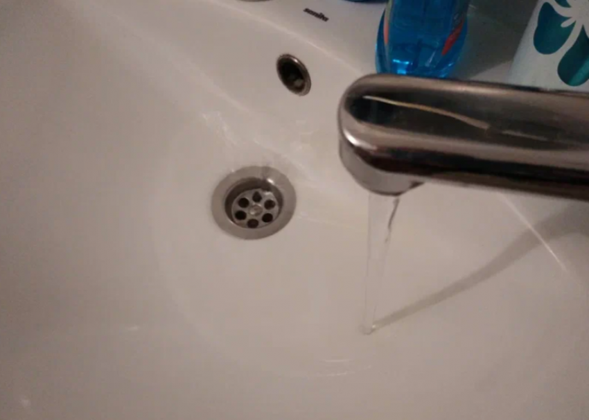 В Астрахани 12 декабря начнется ремонт водопровода с отключением холодной воды