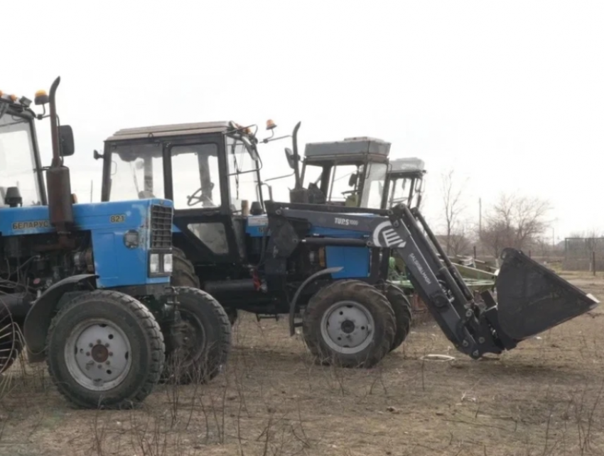 Аграрии Астраханской области задумались о приобретении отечественной техники