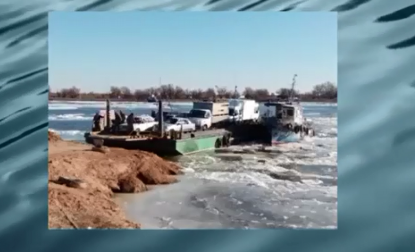 Паромная переправа Трудфронт. Переправа Трудфронт Астраханская область. Паромная переправа Астрахань.