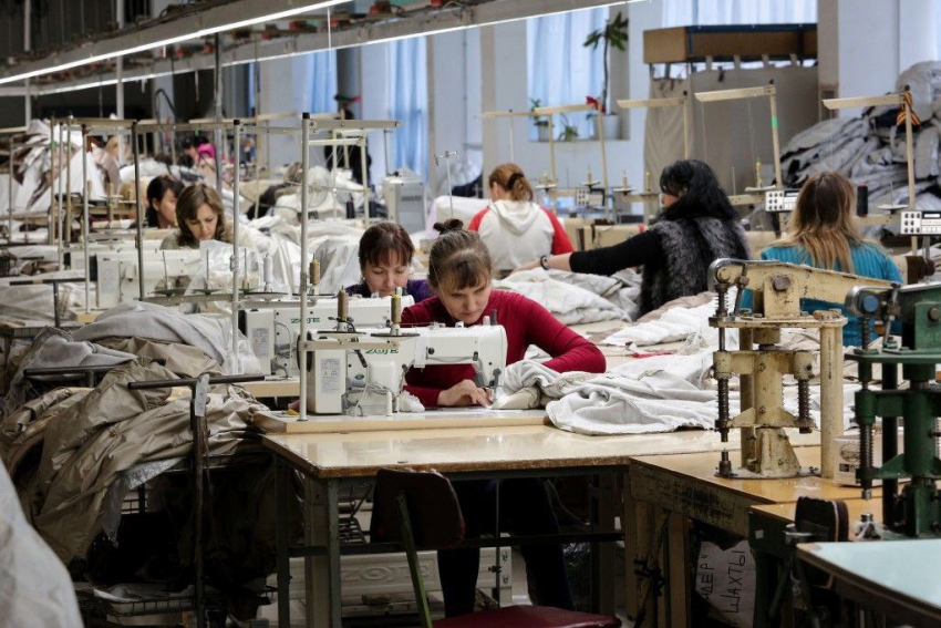 Бабушкин поздравил специалистов текстильной и легкой промышленности 