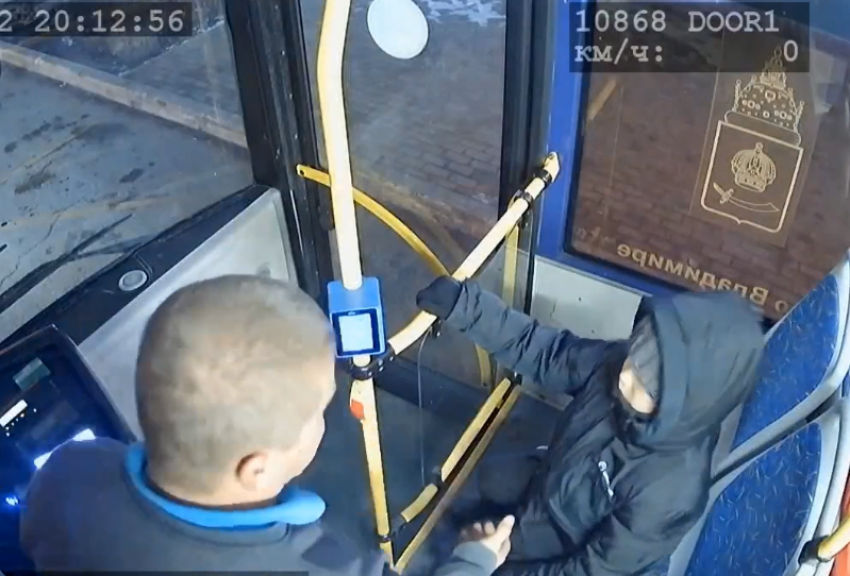 «Один дома» по-астрахански: родители забыли ребенка в автобусе