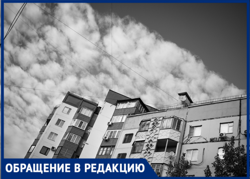 Вверх! Астраханцы полгода вынуждены штурмовать лестницу девятиэтажки без лифта