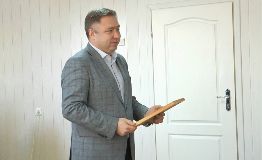 Игорь Бабушкин попросил главу Ахтубинского района уйти в отставку