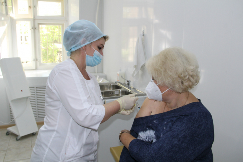 Астраханка поделились своими впечатлениями после прививки от коронавируса